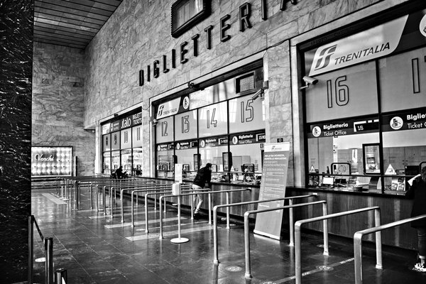 Louer une voiture à bordeaux : options économiques et flexibles